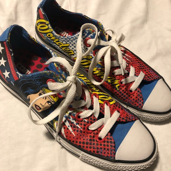 wonder woman converse size 5